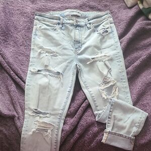 American Eagle Outfitters Light Blue Ripped Boyfriend Jeans